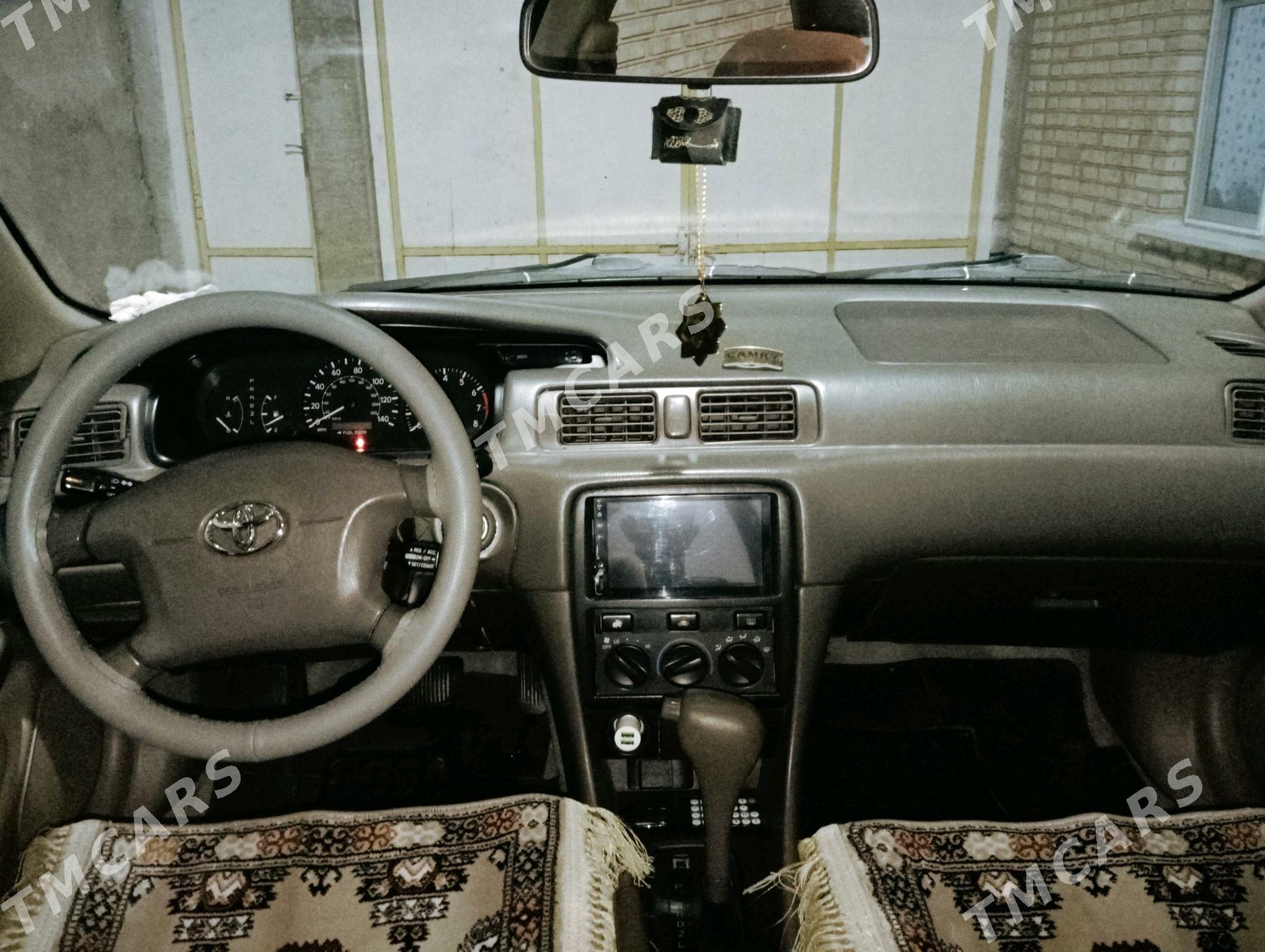 Toyota Camry 2001 - 135 000 TMT - Bäherden - img 4