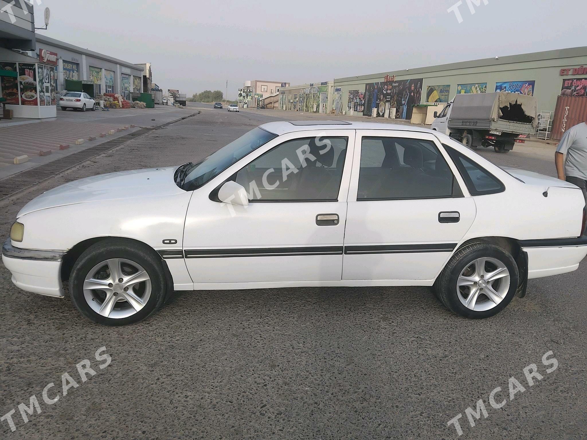 Opel Vectra 1989 - 35 000 TMT - Mary - img 2