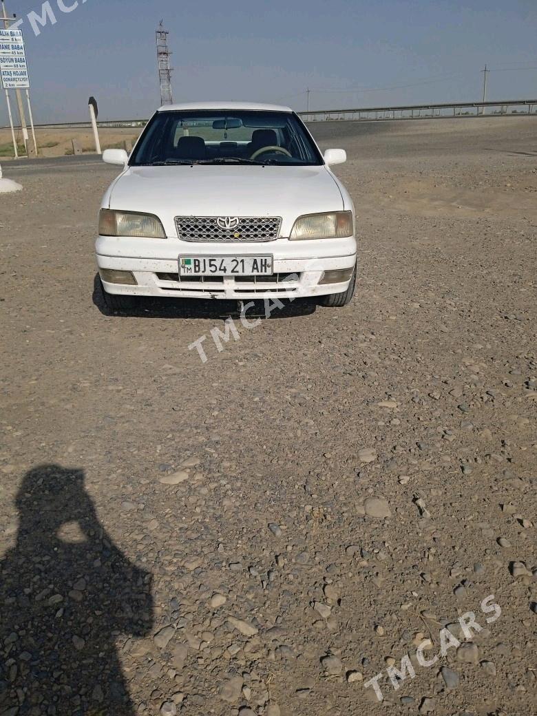 Toyota Camry 1994 - 50 000 TMT - Кака - img 3