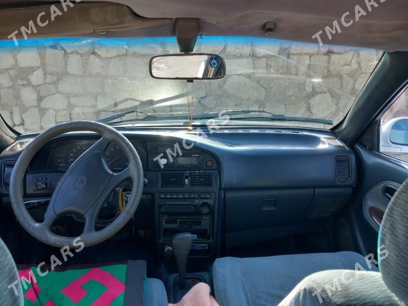 Toyota Corolla 1992 - 70 000 TMT - Туркменбаши - img 2