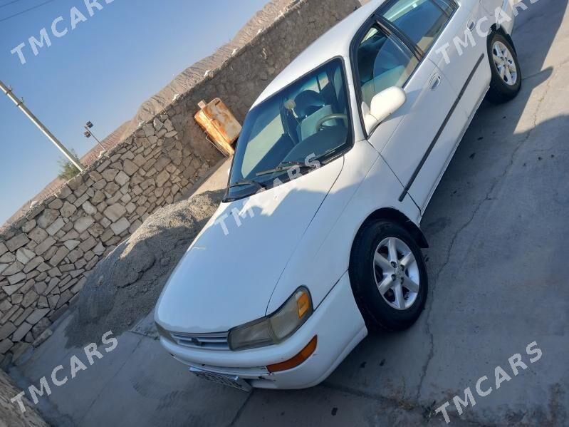 Toyota Corolla 1992 - 70 000 TMT - Туркменбаши - img 3
