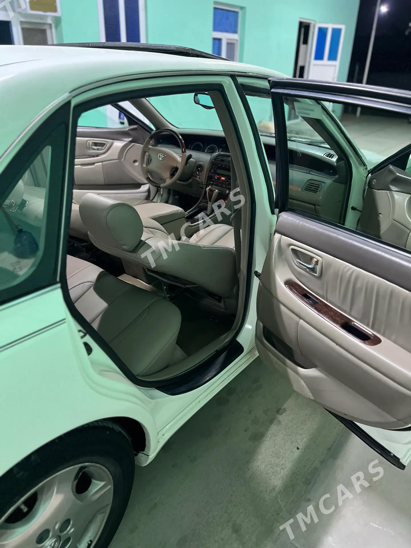 Toyota Avalon 2000 - 165 000 TMT - Кака - img 5