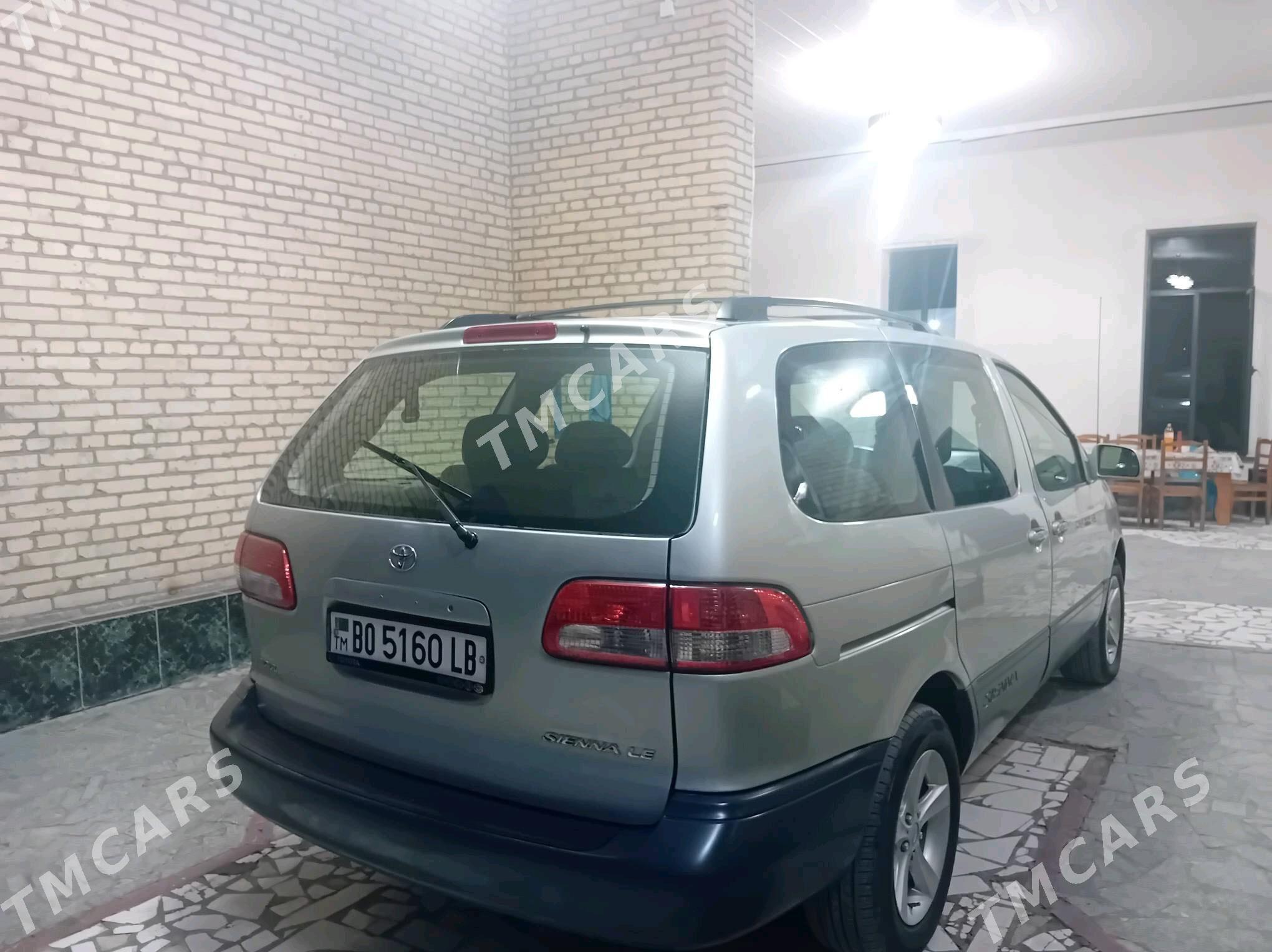 Toyota Sienna 2002 - 165 000 TMT - Туркменабат - img 6
