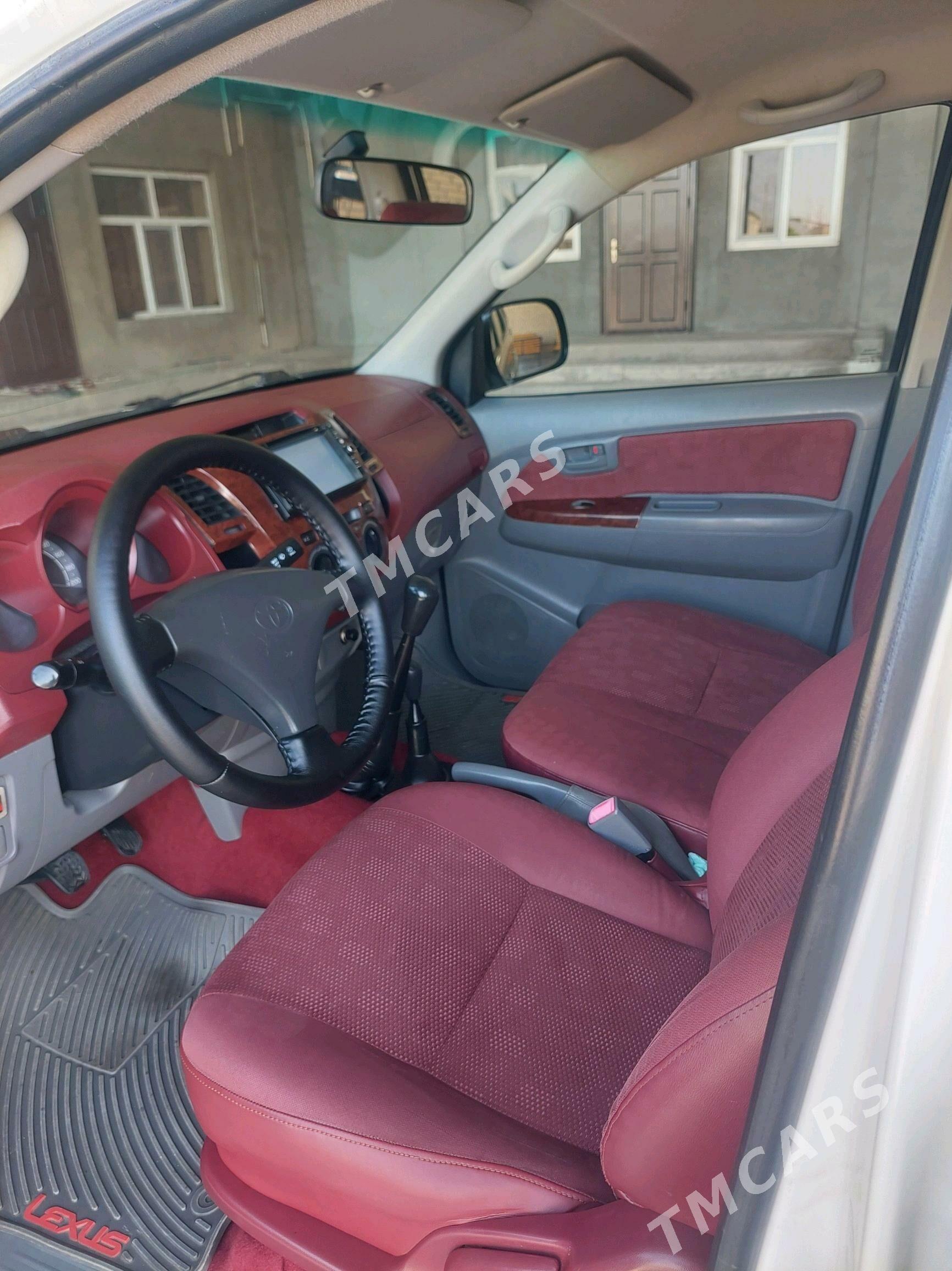 Toyota Hilux 2007 - 290 000 TMT - Мары - img 5