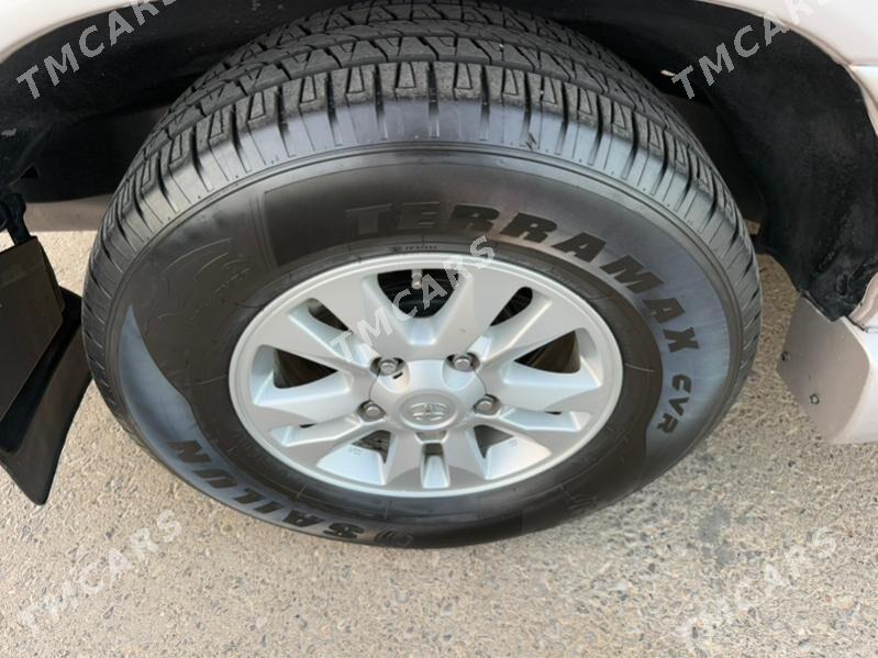 Toyota Land Cruiser 2005 - 432 000 TMT - Ашхабад - img 4