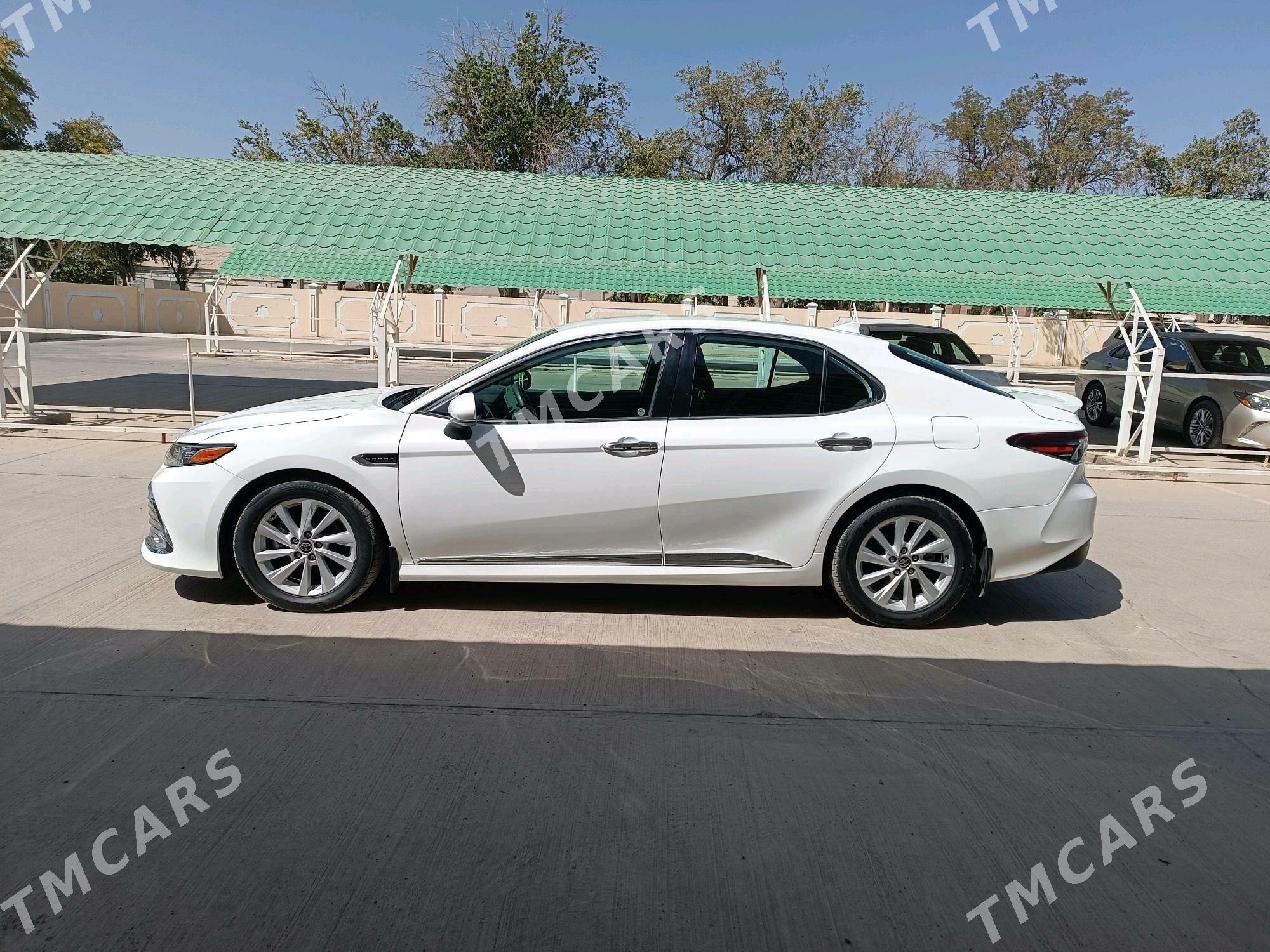 Toyota Camry 2022 - 280 000 TMT - Baýramaly - img 4