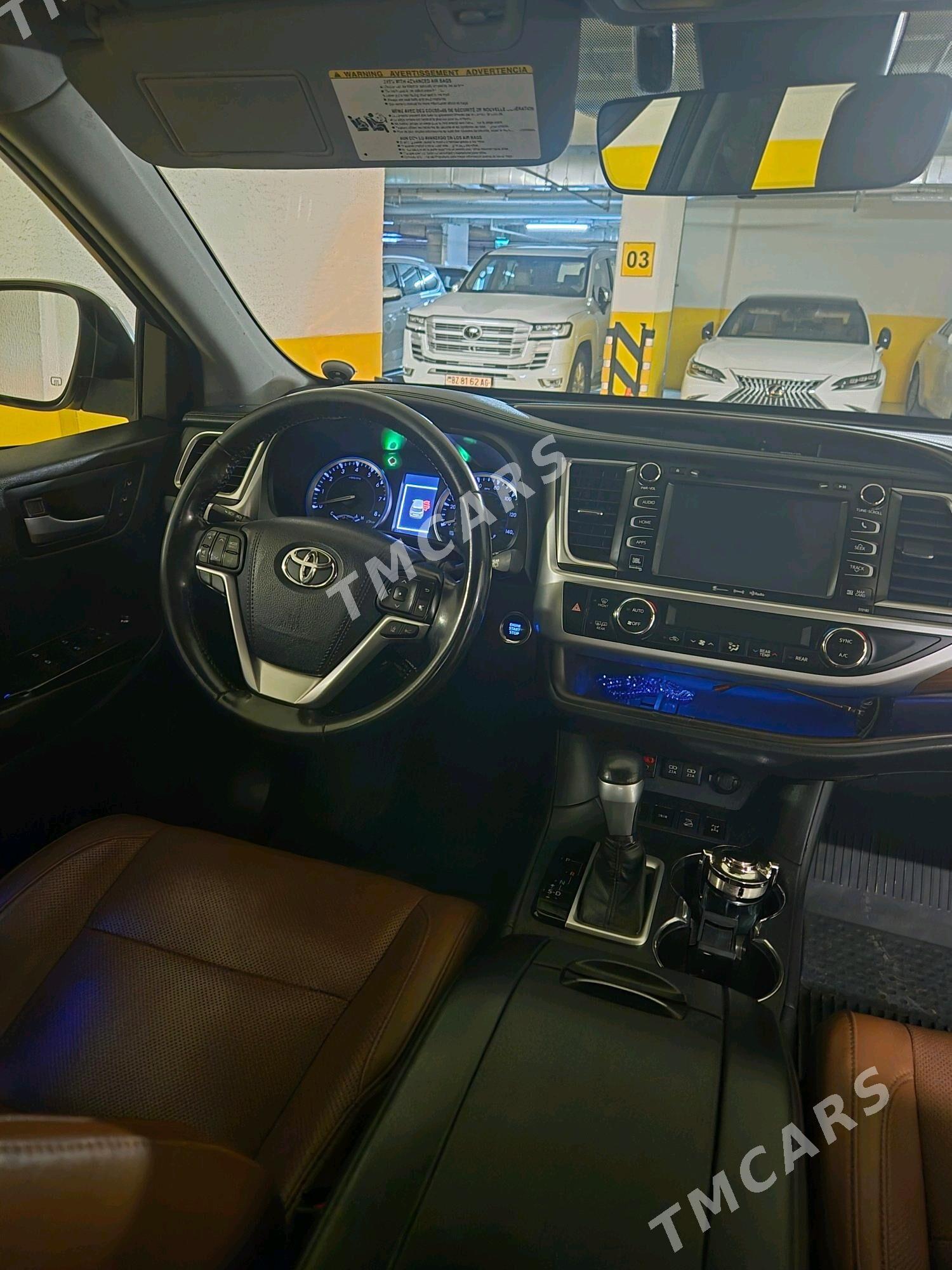 Toyota Highlander 2017 - 490 000 TMT - Aşgabat - img 8
