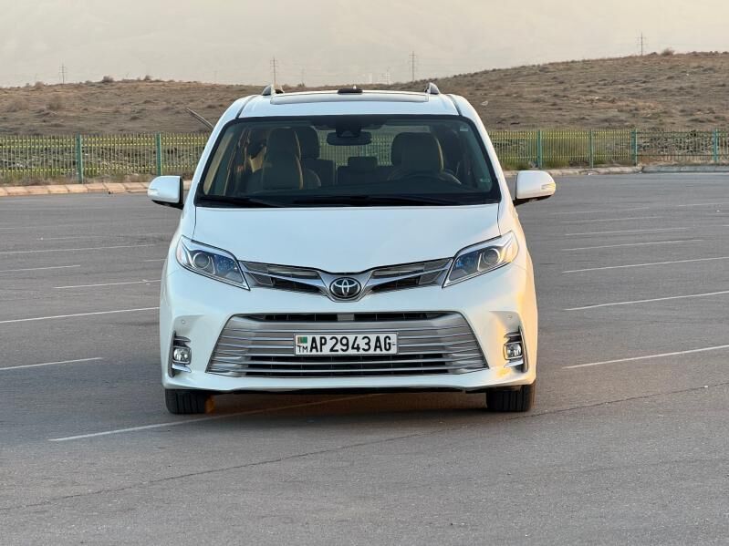 Toyota Sienna 2020 - 575 000 TMT - Ашхабад - img 2