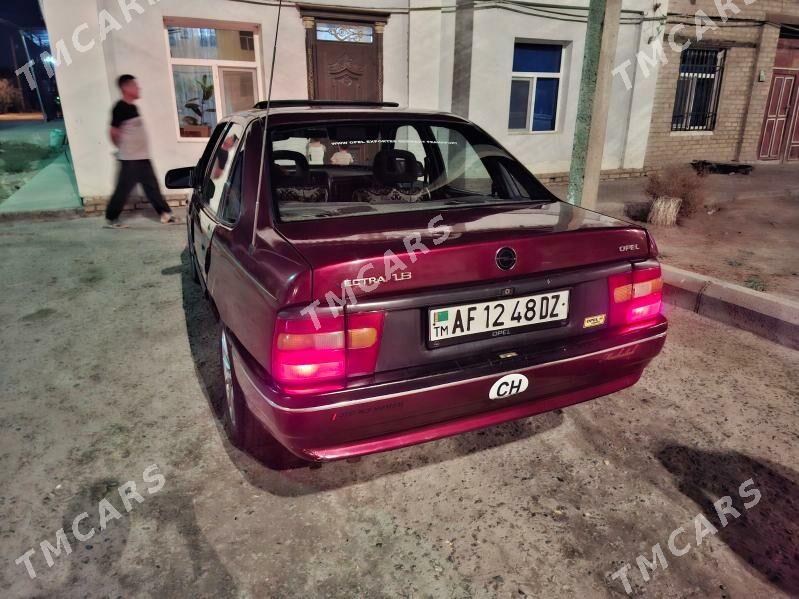 Opel Vectra 1993 - 32 000 TMT - Дашогуз - img 6