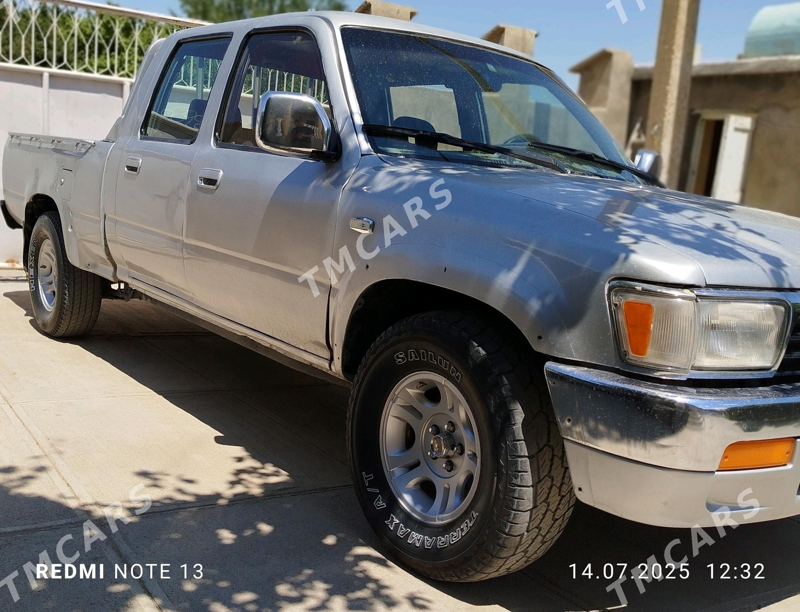 Toyota Hilux 2006 - 60 000 TMT - Балканабат - img 2