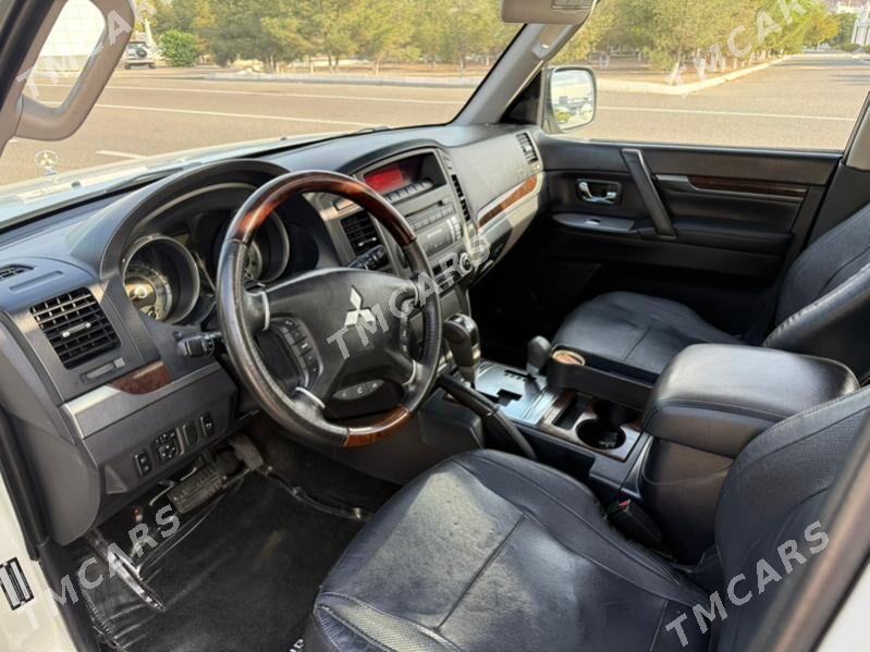 Mitsubishi Pajero 2010 - 255 000 TMT - Türkmenbaşy - img 6