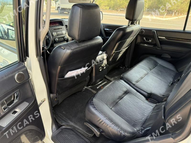 Mitsubishi Pajero 2010 - 255 000 TMT - Türkmenbaşy - img 7