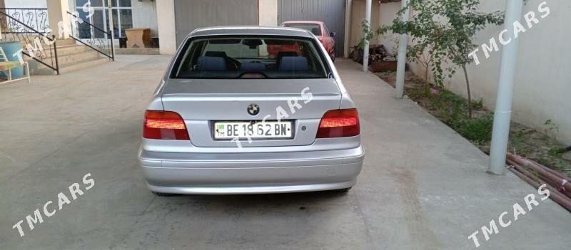 BMW E39 2002 - 115 000 TMT - Хазар - img 2