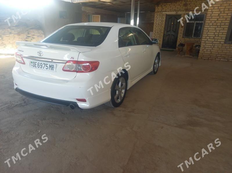 Toyota Corolla 2011 - 145 000 TMT - Байрамали - img 4