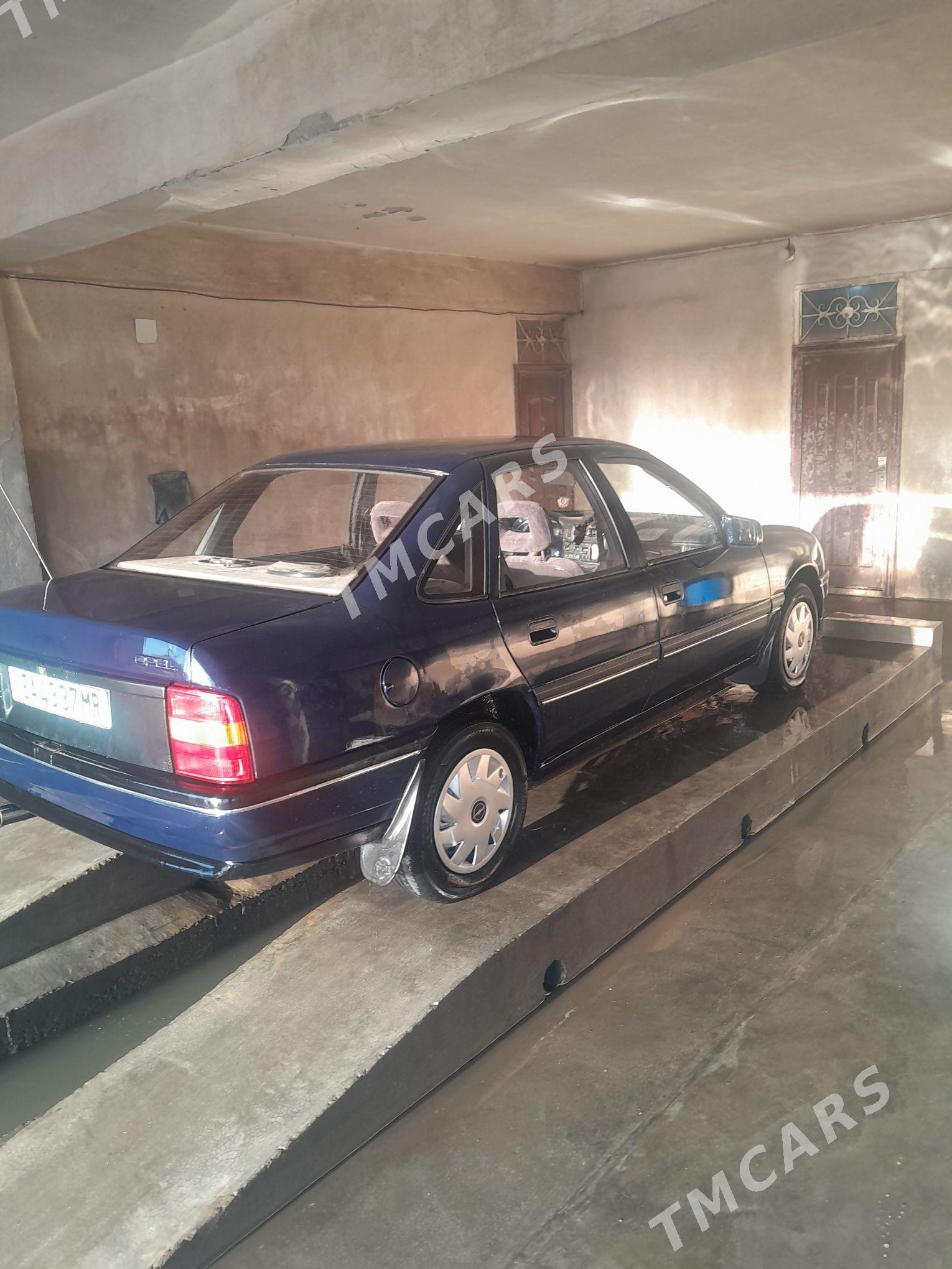 Opel Vectra 1992 - 37 000 TMT - Мургап - img 7