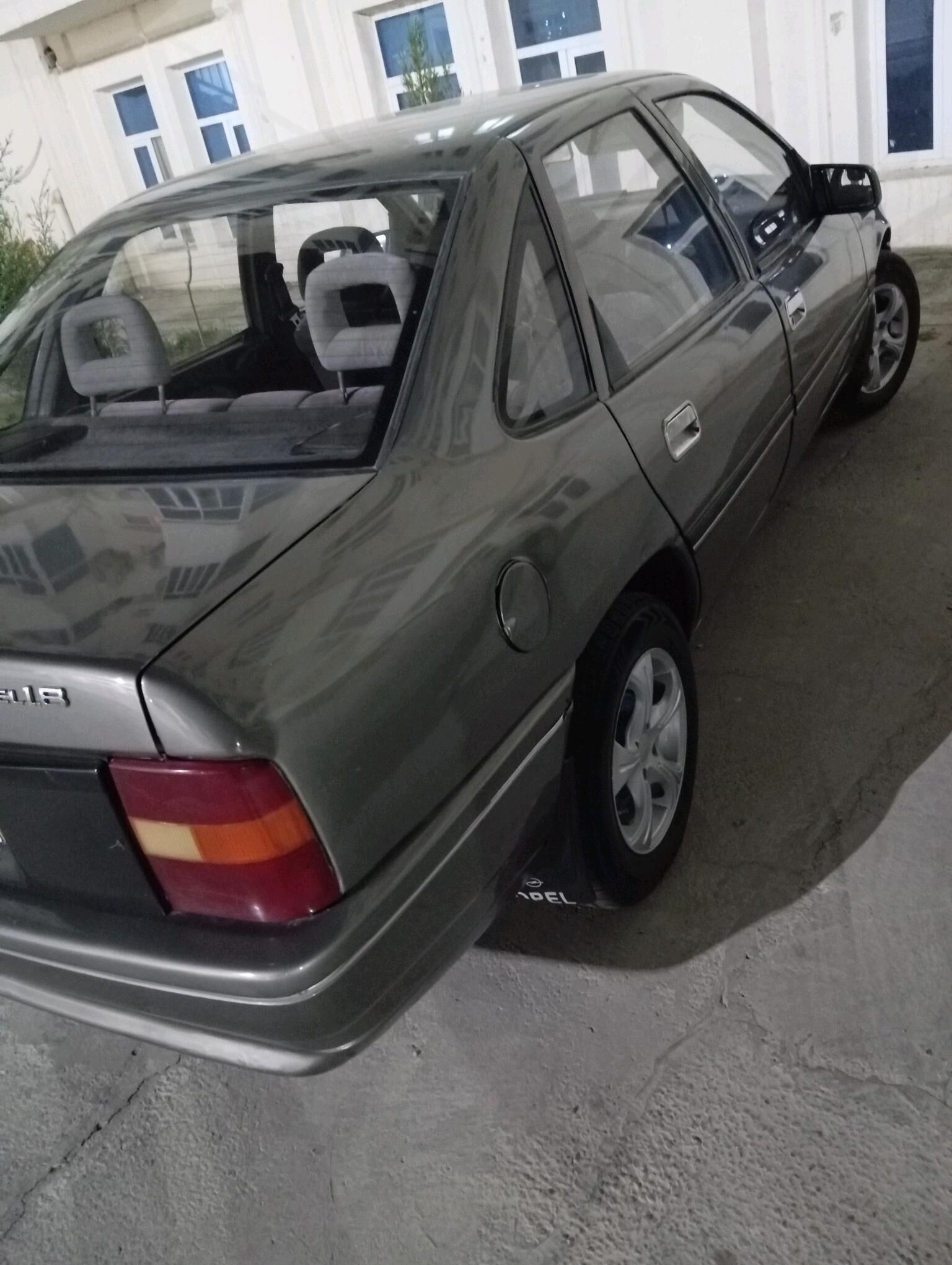 Opel Vectra 1991 - 32 000 TMT - Türkmenabat - img 4