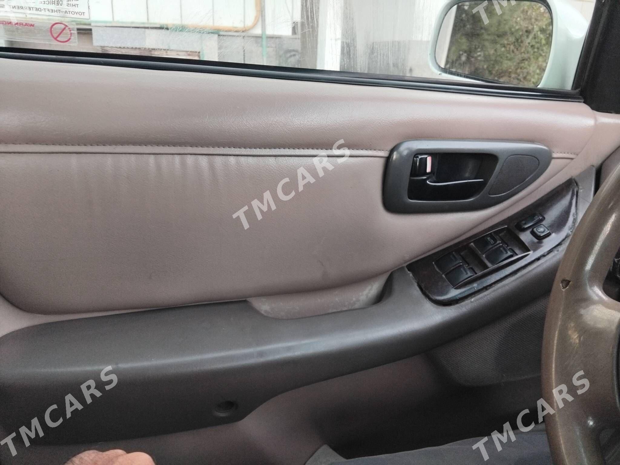 Toyota Avalon 1997 - 95 000 TMT - Türkmenbaşy - img 1