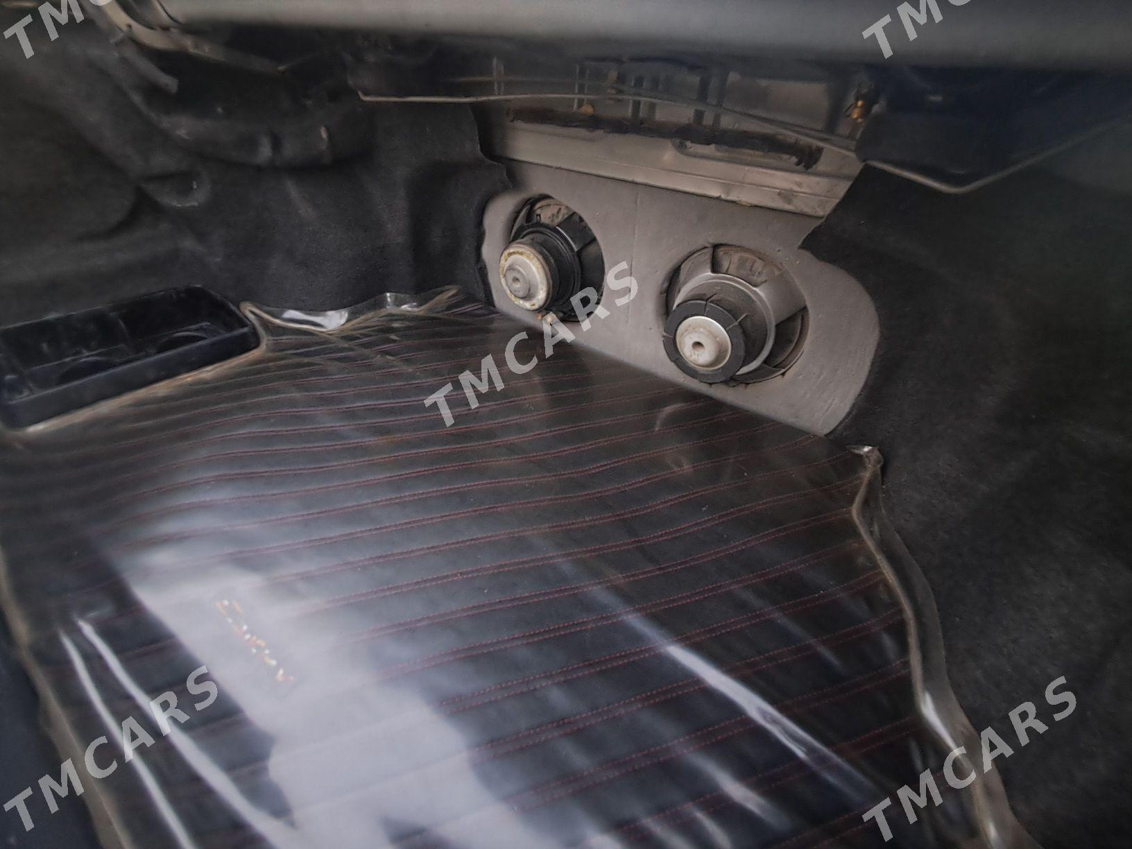 Toyota Camry 2002 - 188 000 TMT - Gyzylarbat - img 2