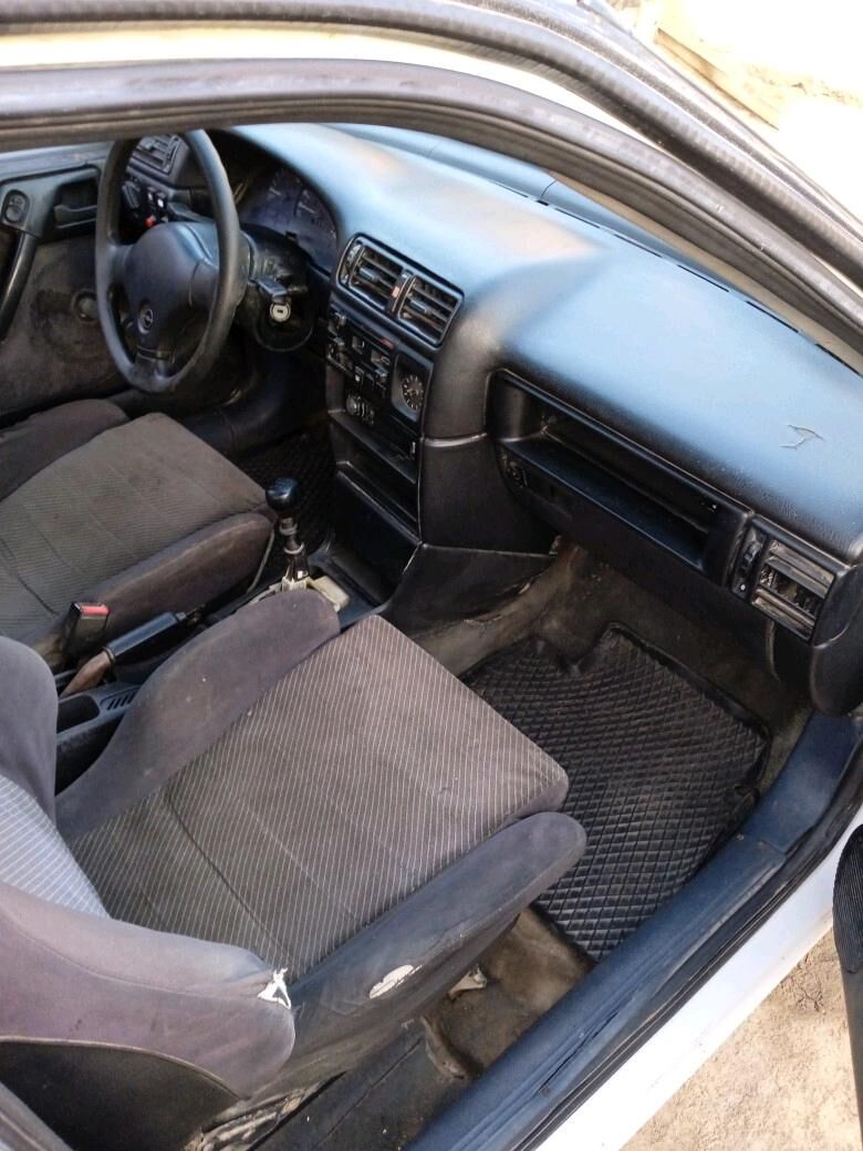 Opel Vectra 1992 - 20 000 TMT - Boldumsaz - img 4