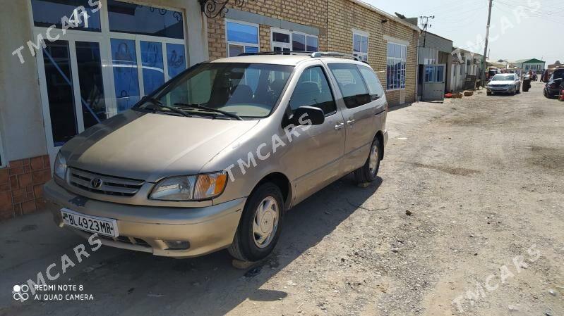 Toyota Sienna 2002 - 150 000 TMT - Мары - img 4