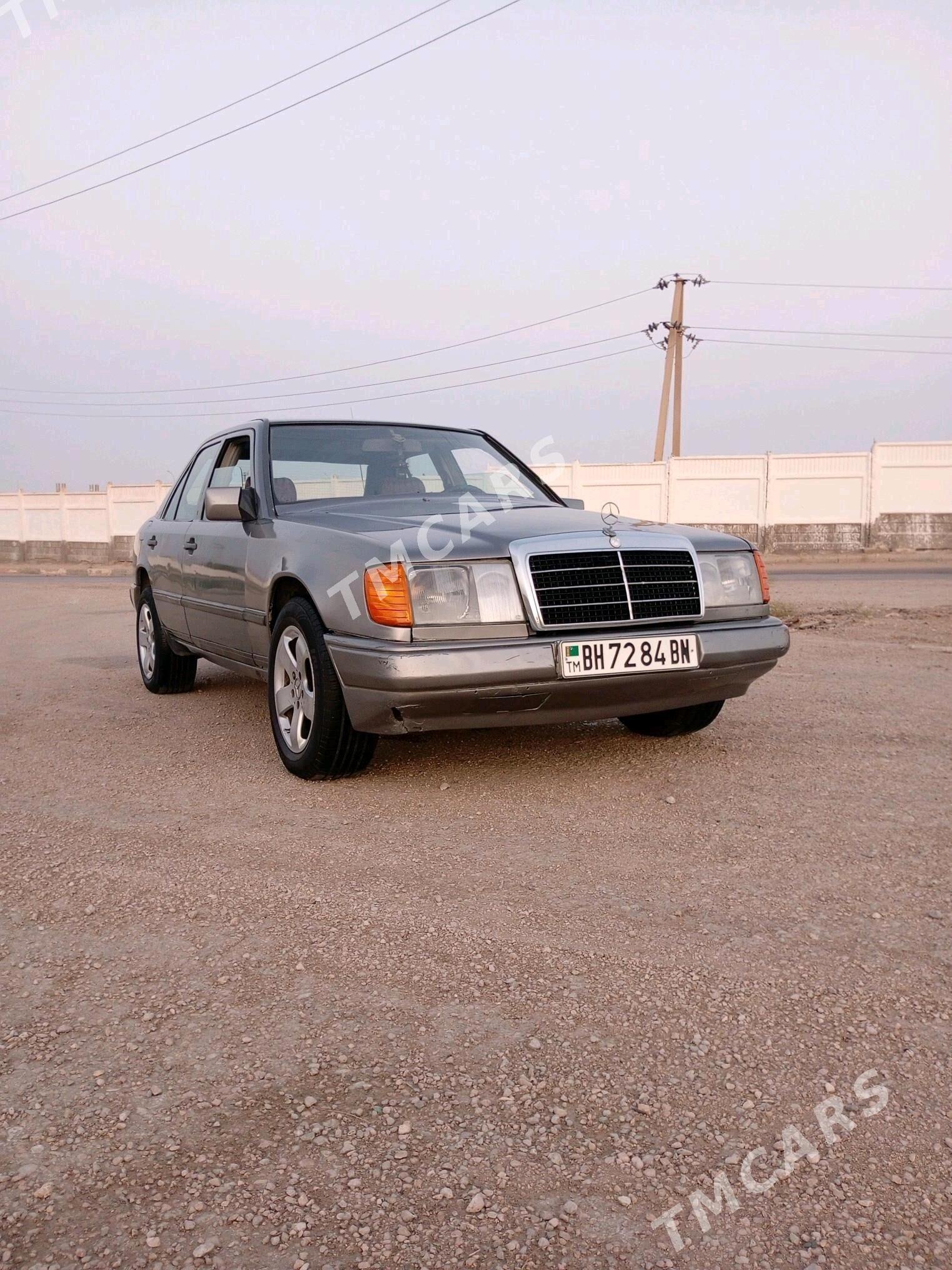 Mercedes-Benz 190E 1988 - 20 000 TMT - Балканабат - img 4