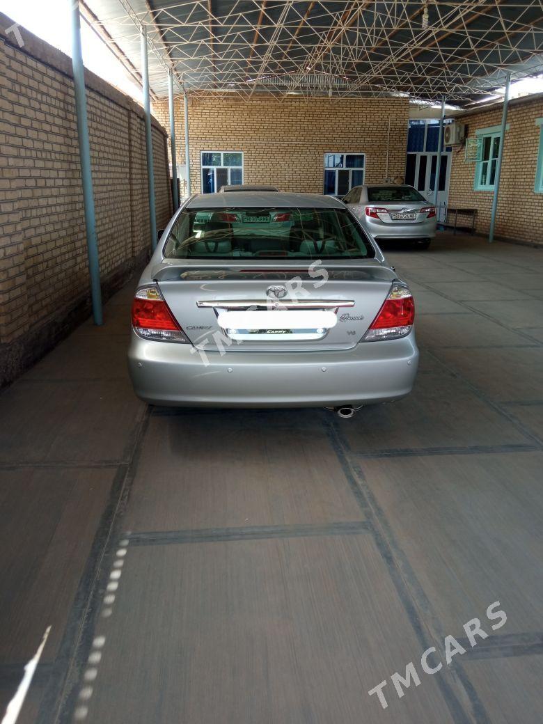 Toyota Camry 2005 - 230 000 TMT - Baýramaly - img 1