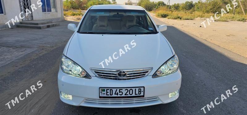 Toyota Camry 2003 - 185 000 TMT - Halaç - img 1