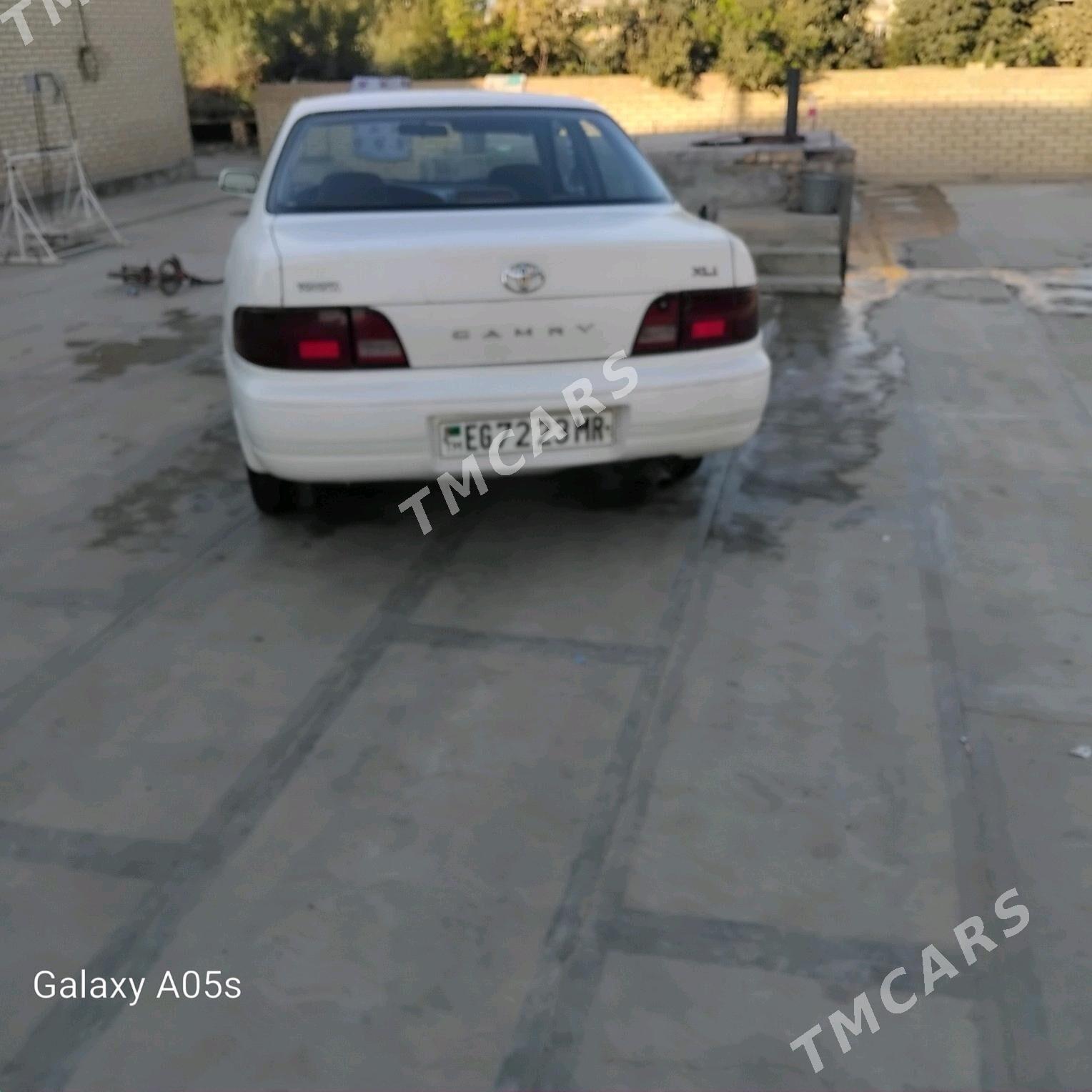 Toyota Camry 1997 - 70 000 TMT - Мары - img 1