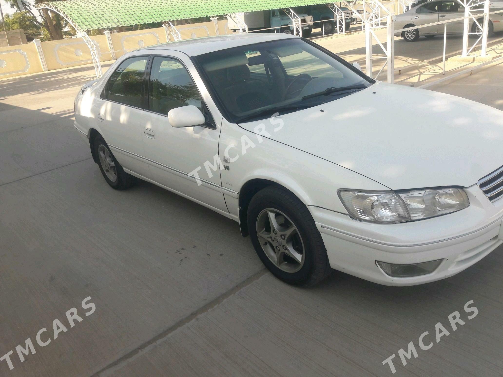 Toyota Camry 2001 - 132 000 TMT - Байрамали - img 4