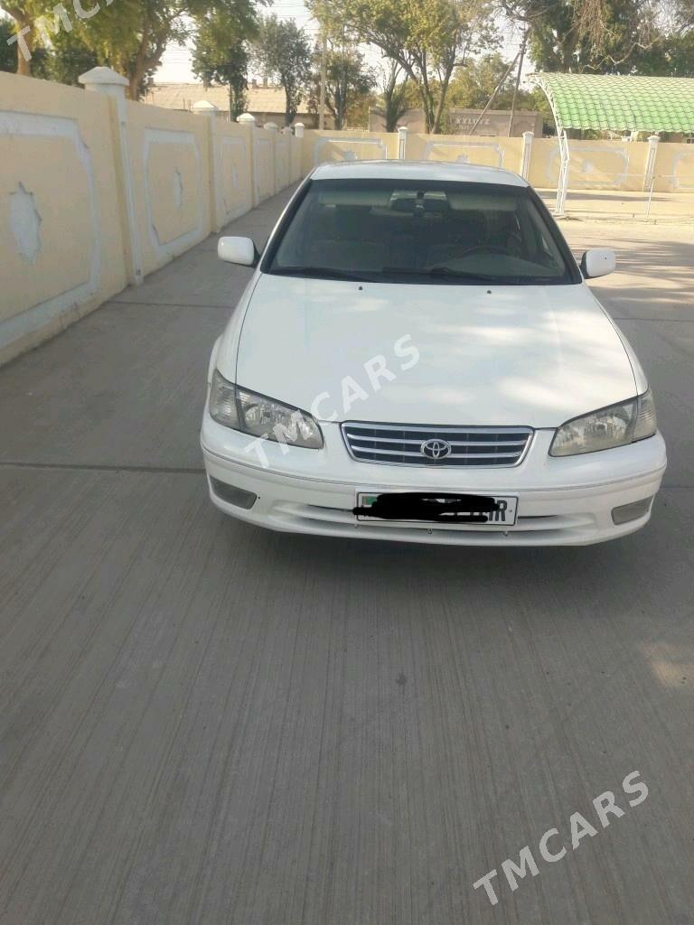 Toyota Camry 2001 - 132 000 TMT - Байрамали - img 6