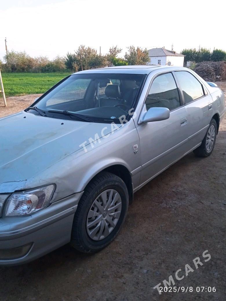 Toyota Camry 2001 - 148 000 TMT - Türkmengala - img 1