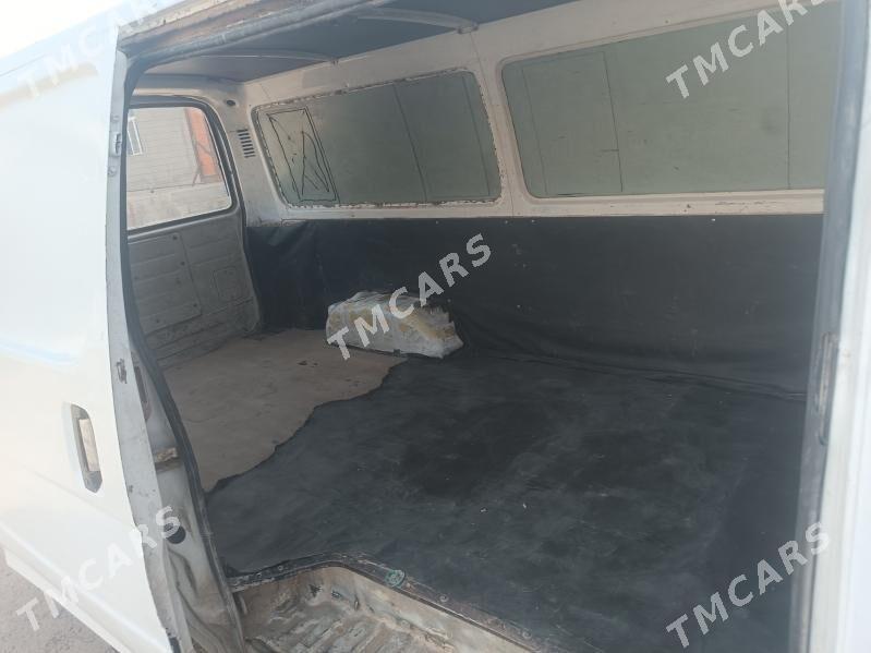 Toyota Hiace 2006 - 50 000 TMT - Tejen - img 1