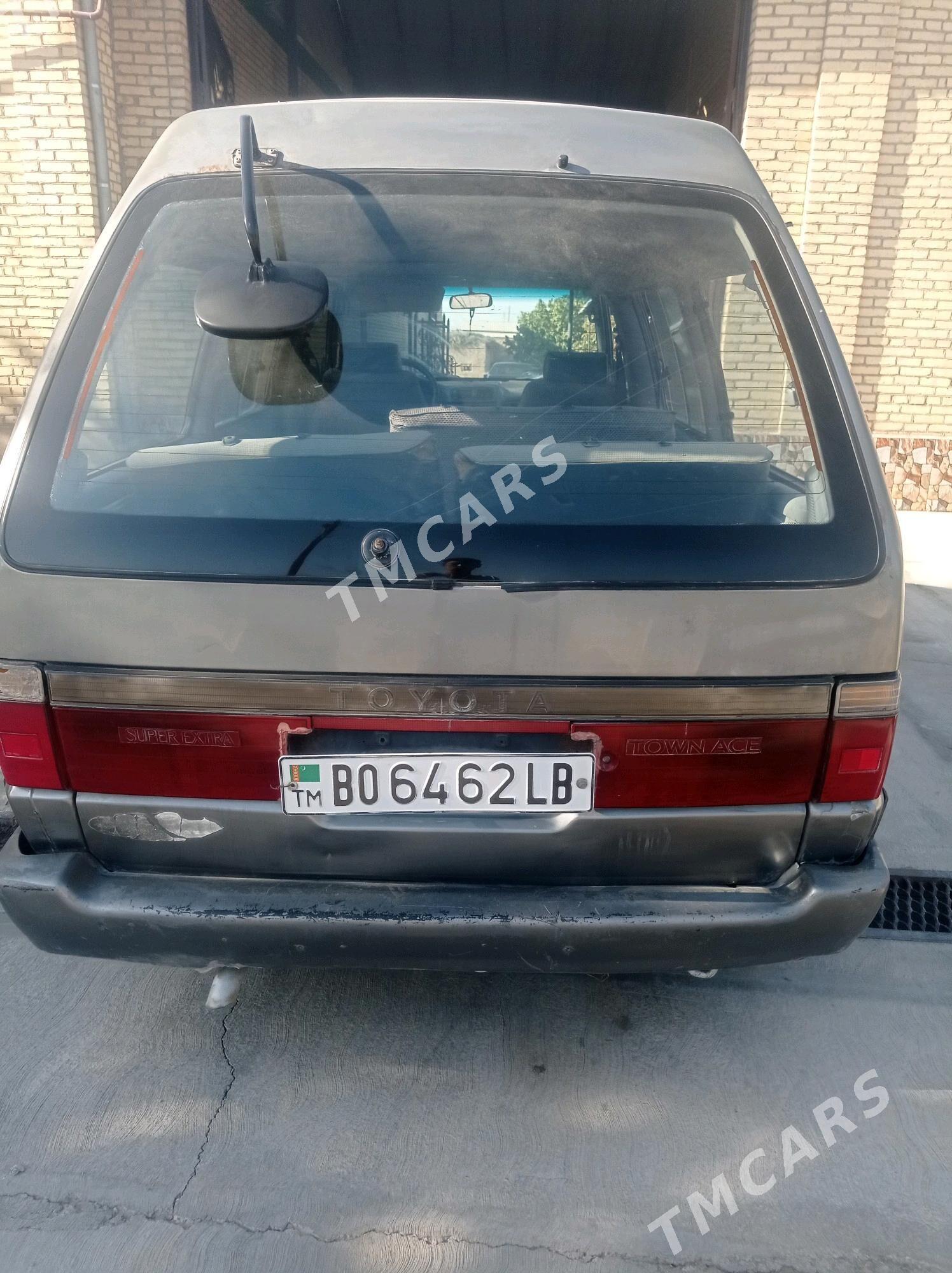 Toyota Town Ace 1992 - 20 000 TMT - Саят - img 6