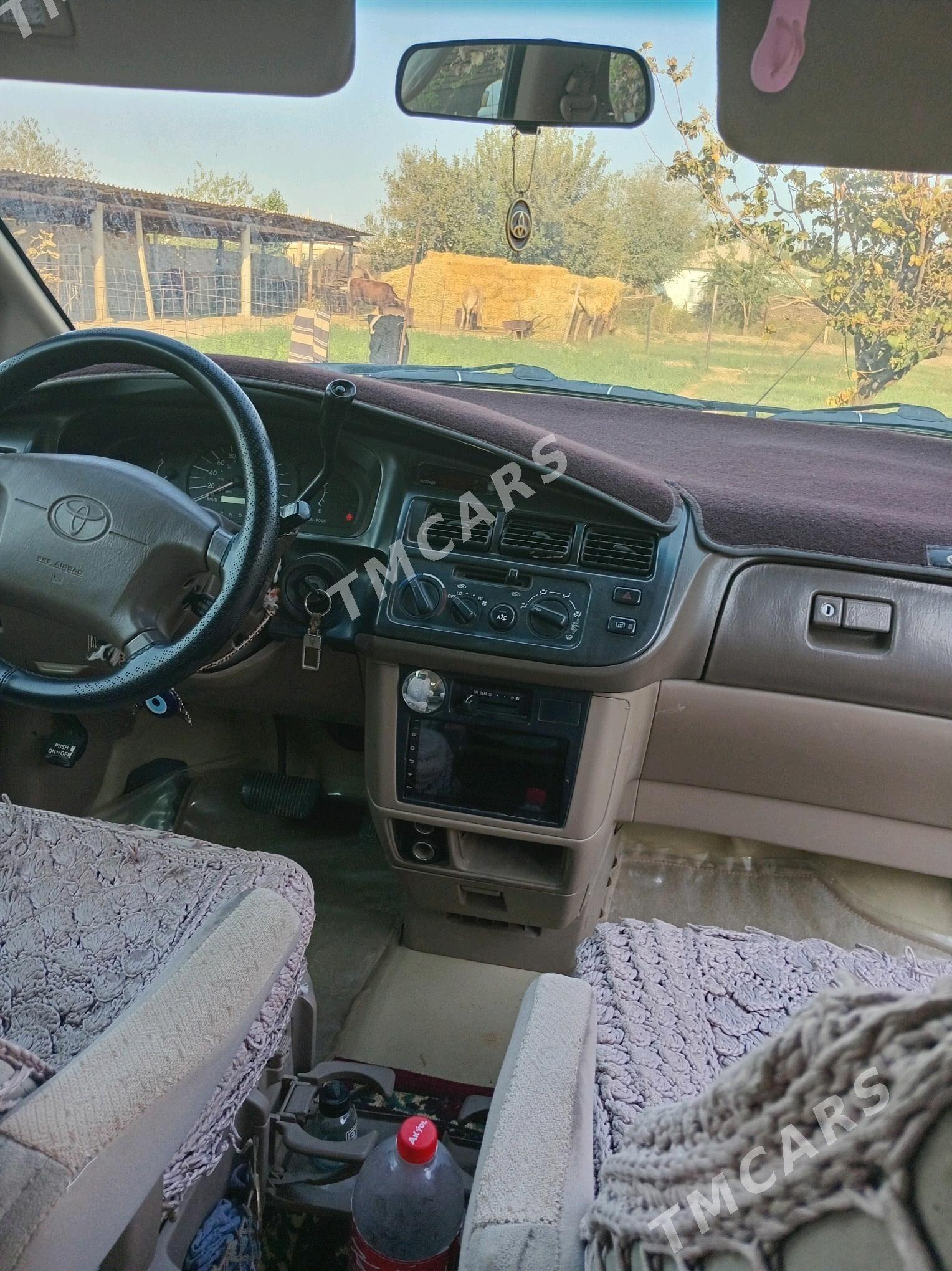 Toyota Sienna 2000 - 150 000 TMT - Tejen - img 3