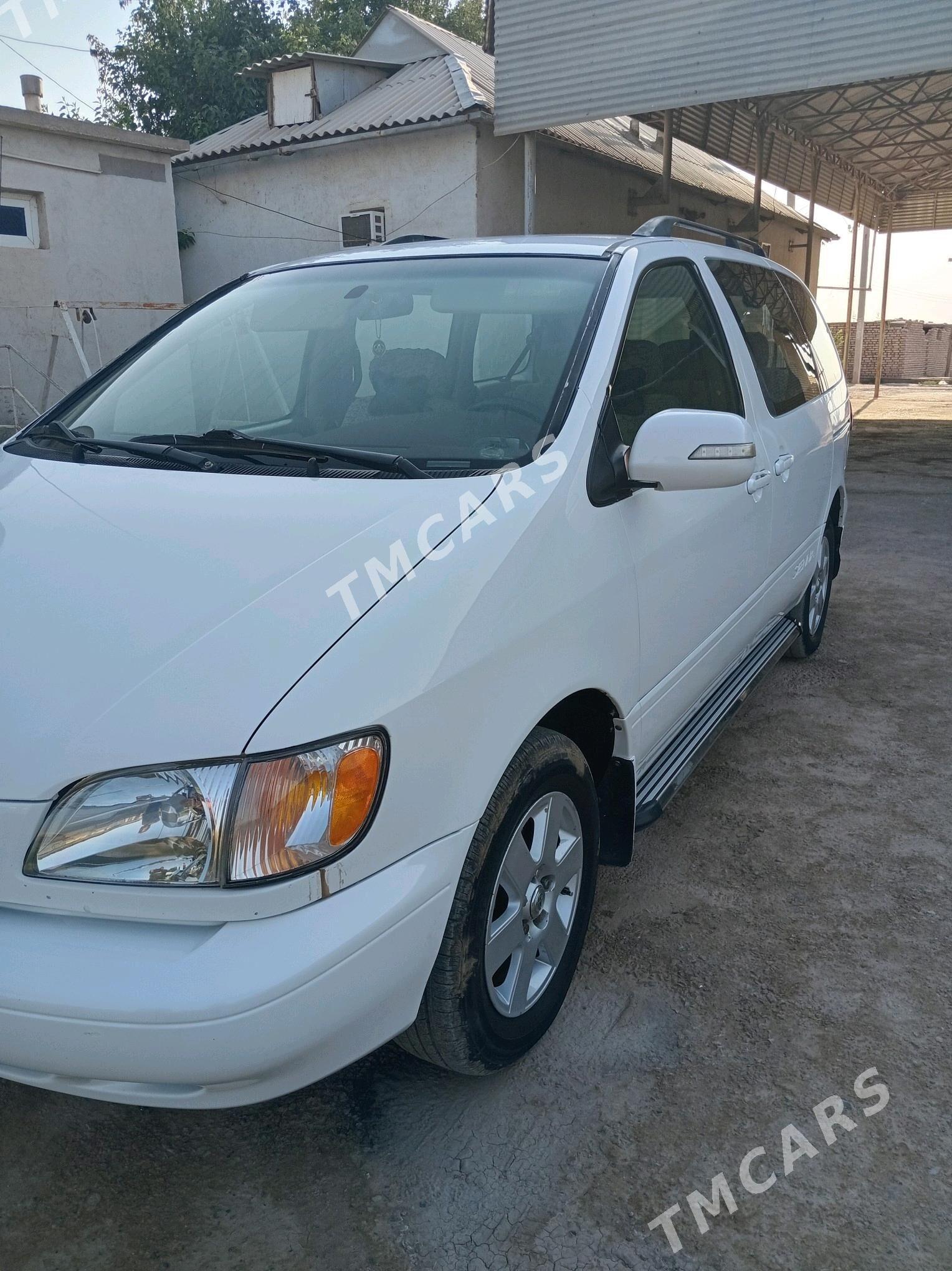 Toyota Sienna 2000 - 150 000 TMT - Tejen - img 7