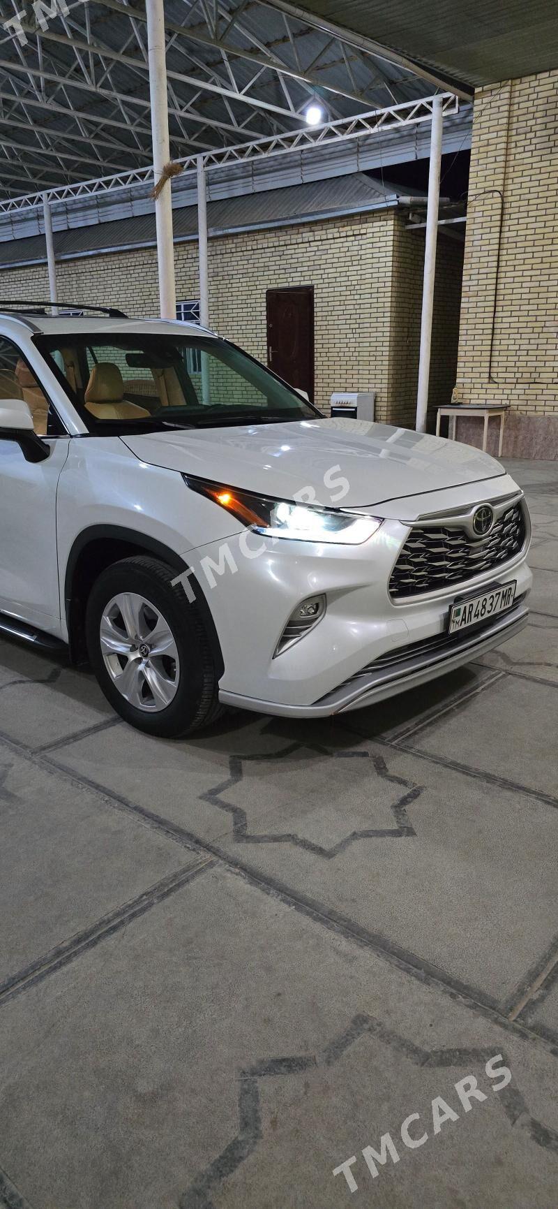 Toyota Highlander 2022 - 520 000 TMT - Mary - img 1