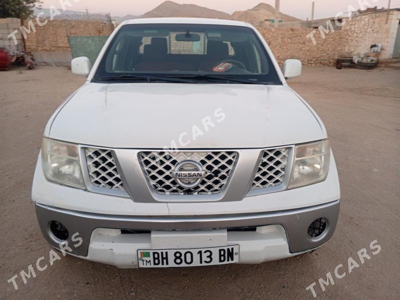 Nissan Navara 2014 - 120 000 TMT - Джебел - img 4
