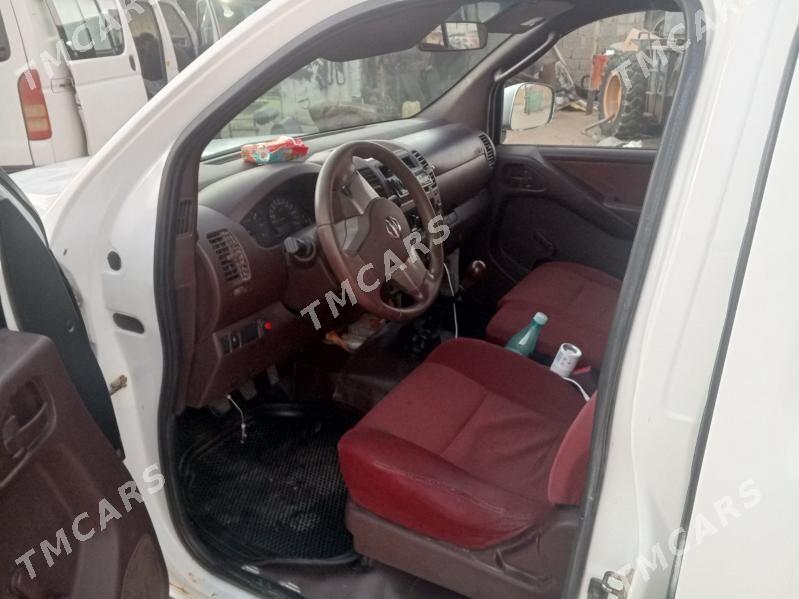 Nissan Navara 2014 - 120 000 TMT - Джебел - img 6