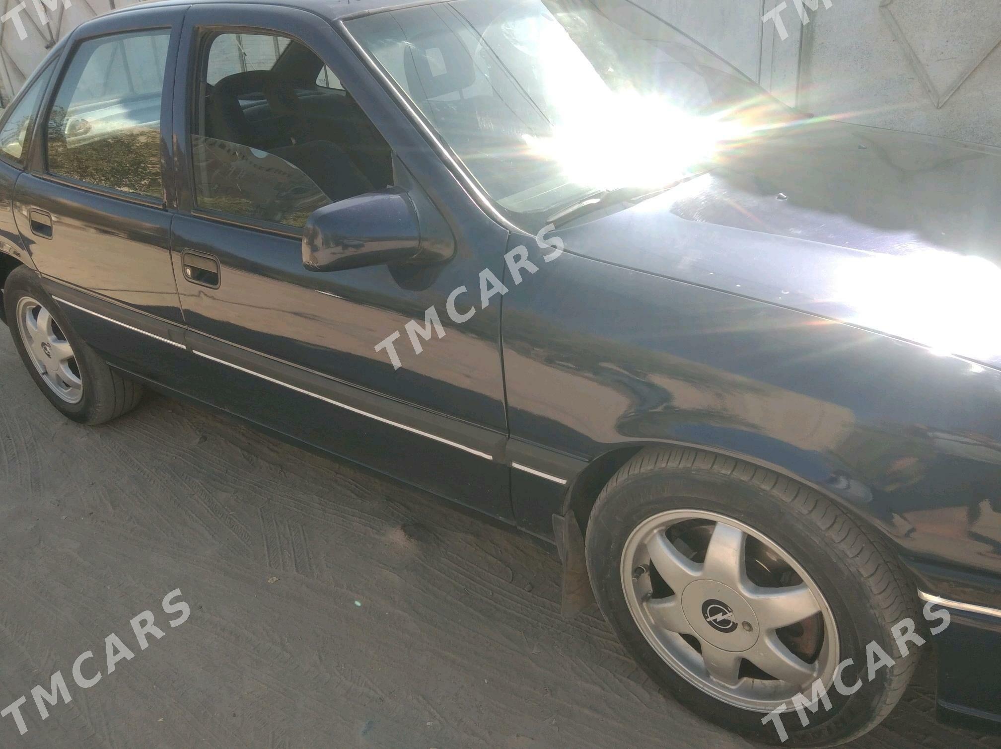Opel Vectra 1995 - 45 000 TMT - Дашогуз - img 4