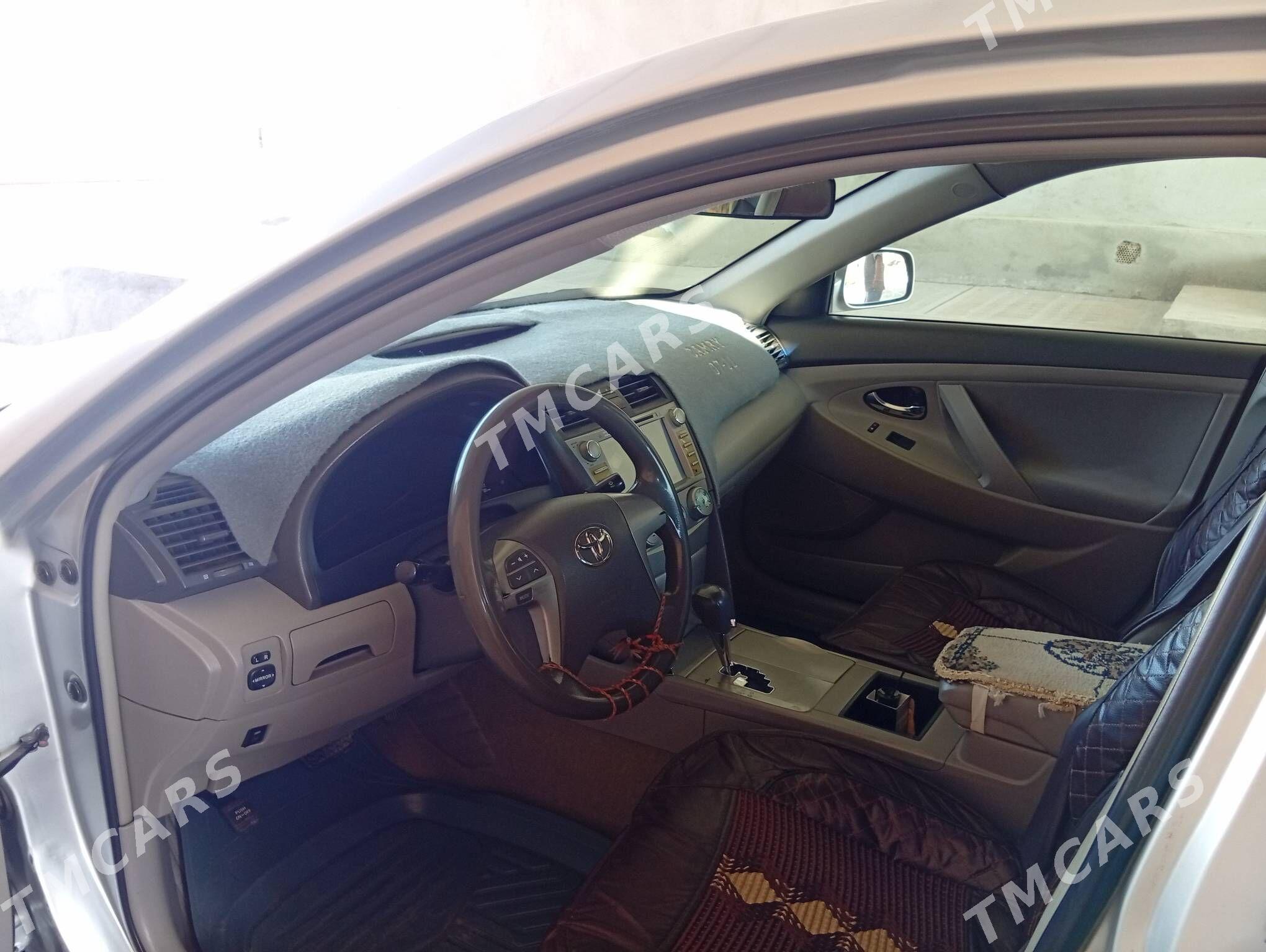Toyota Camry 2007 - 165 000 TMT - Ёлётен - img 1