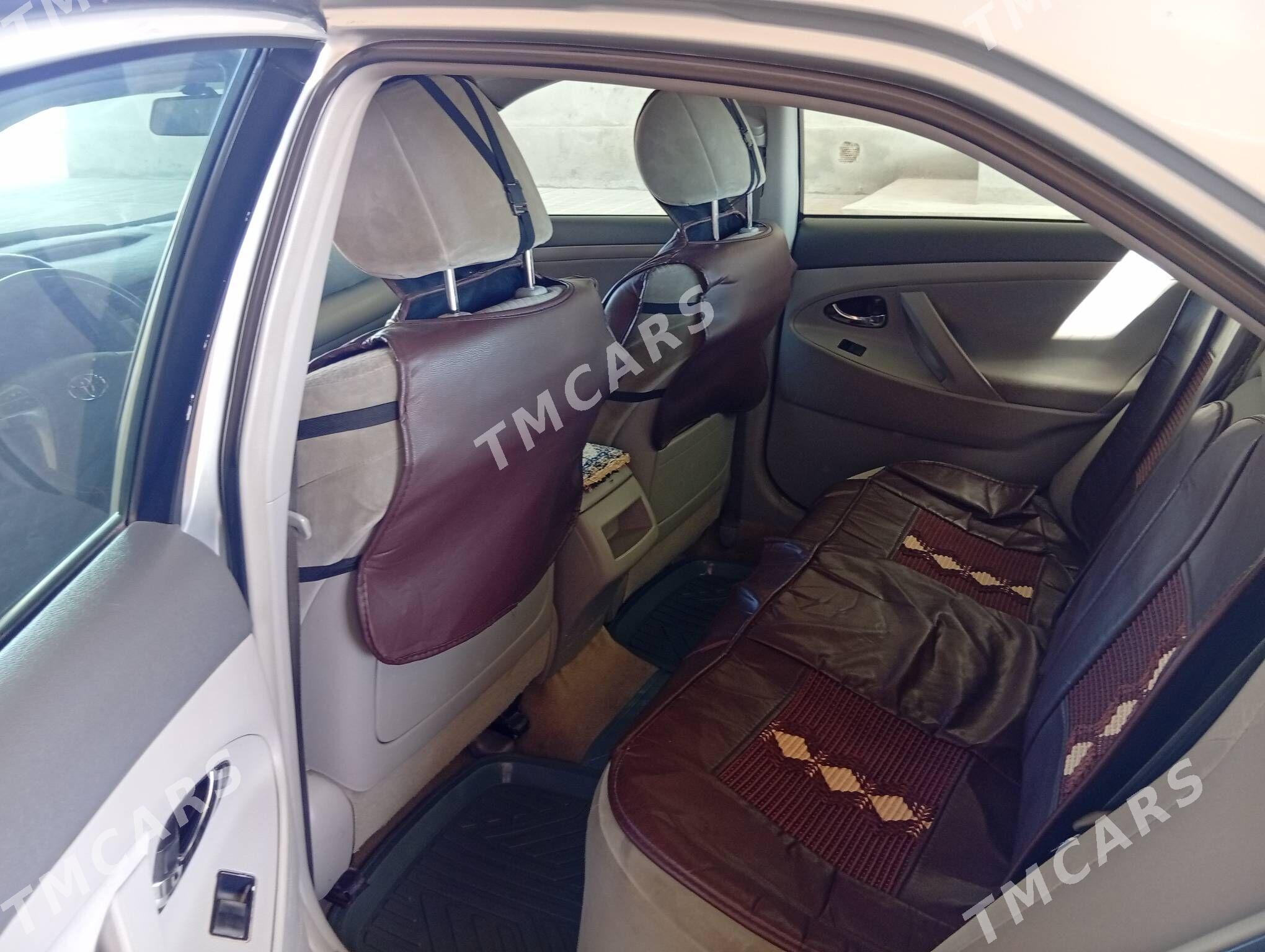 Toyota Camry 2007 - 165 000 TMT - Ёлётен - img 2