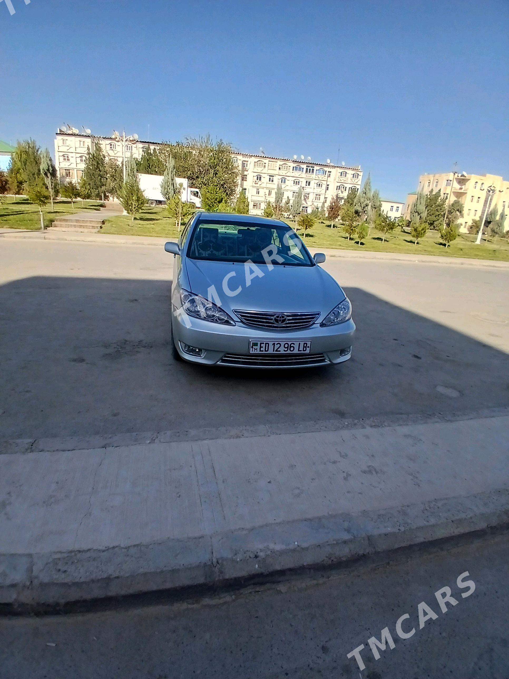 Toyota Camry 2002 - 200 000 TMT - Kerki - img 7