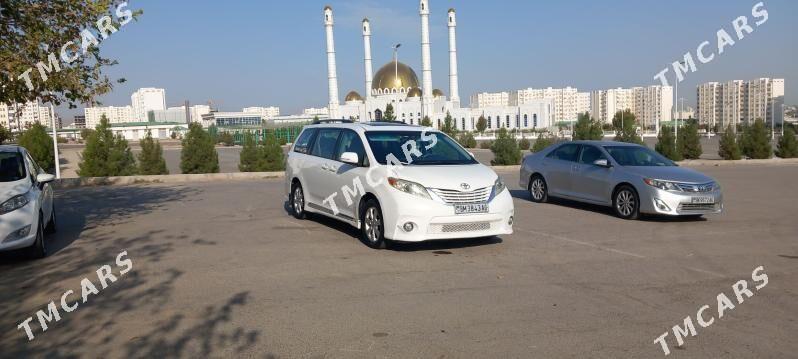 Toyota Sienna 2012 - 285 000 TMT - Ашхабад - img 6