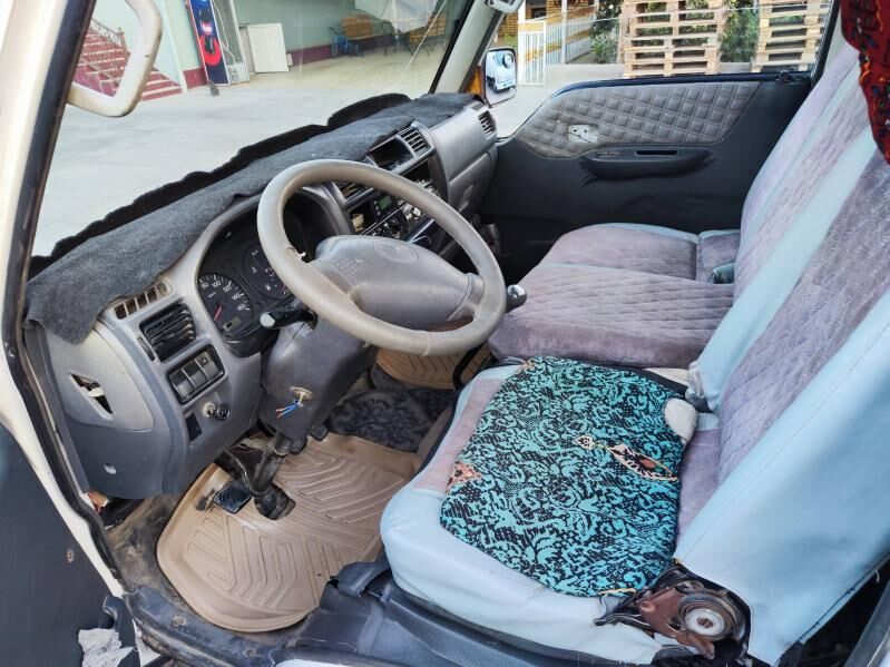 Mazda B2000 2001 - 80 000 TMT - Мары - img 10