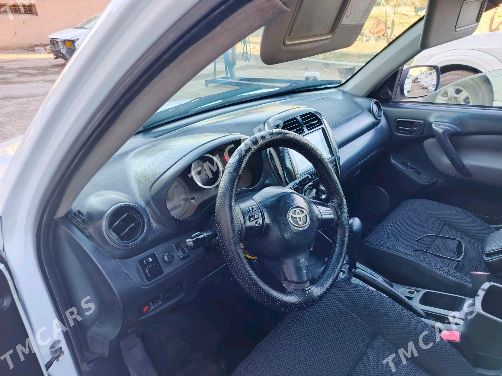 Toyota RAV4 2004 - 90 000 TMT - Дашогуз - img 3