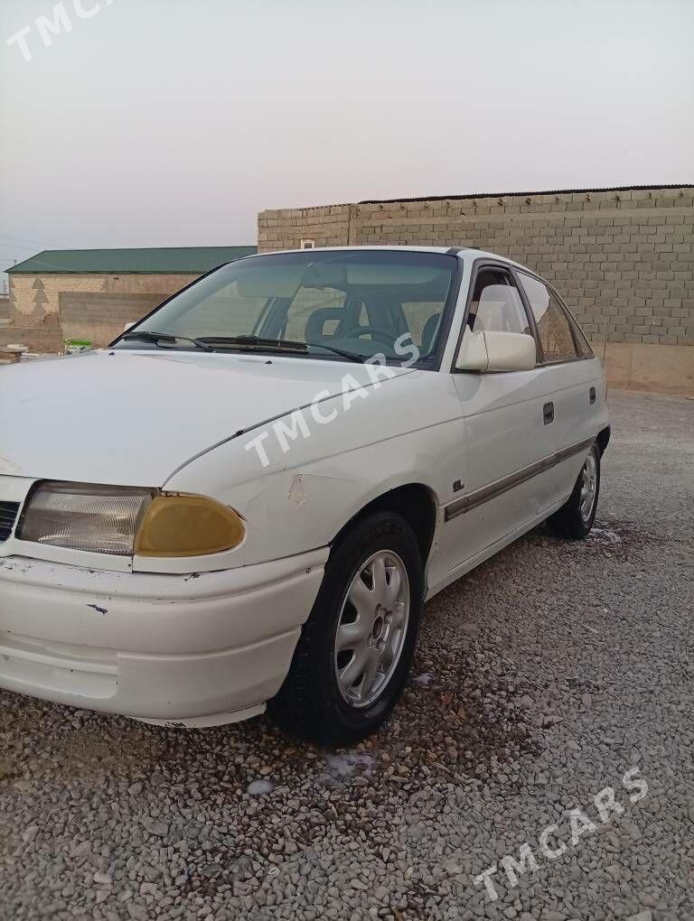 Opel Astra 1992 - 35 000 TMT - Gyzylarbat - img 5