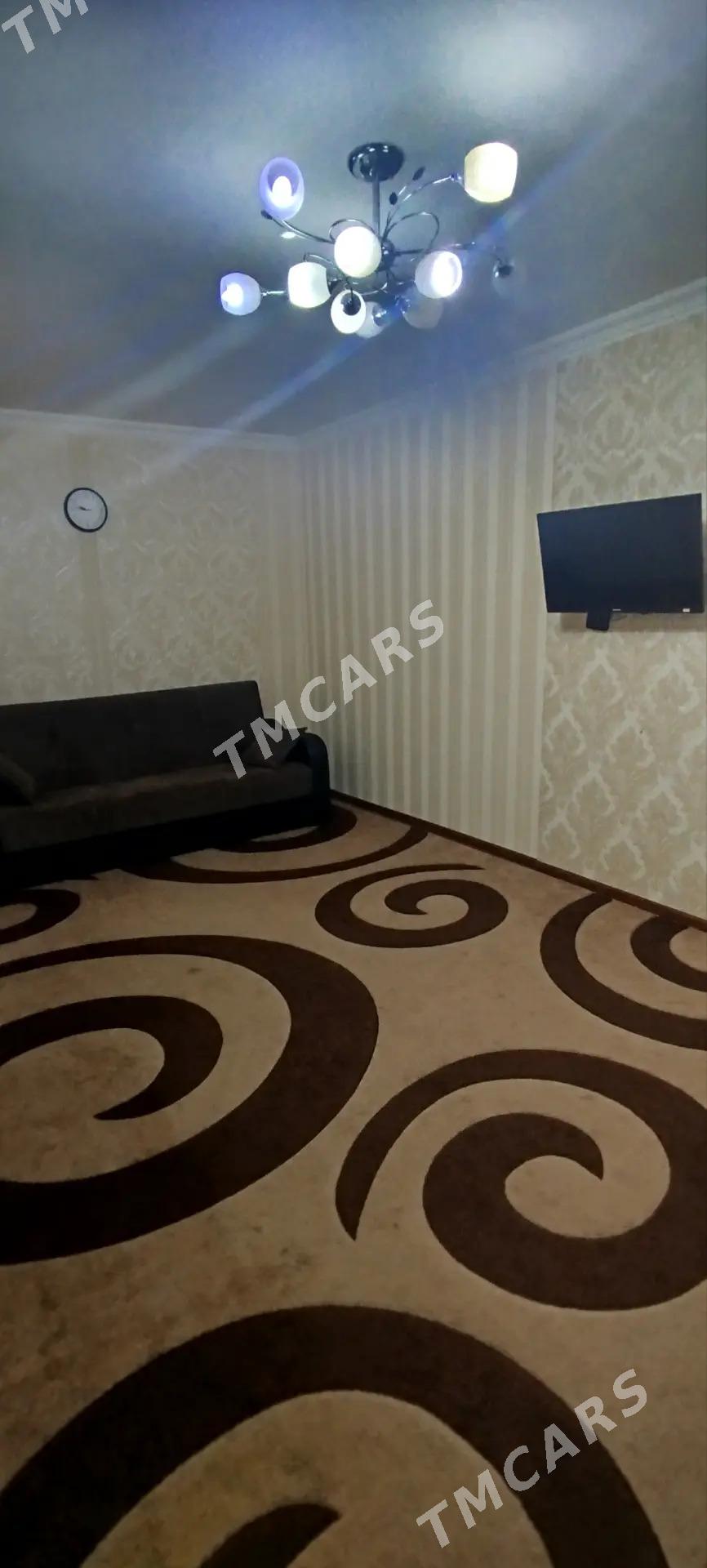 10 мкр 4/1 этаж 2 ком - 10 мкр - img 1
