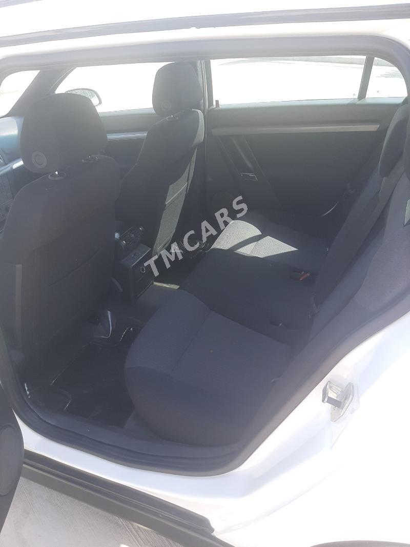 Opel Vectra 2006 - 105 000 TMT - 16-njy tapgyr - img 7