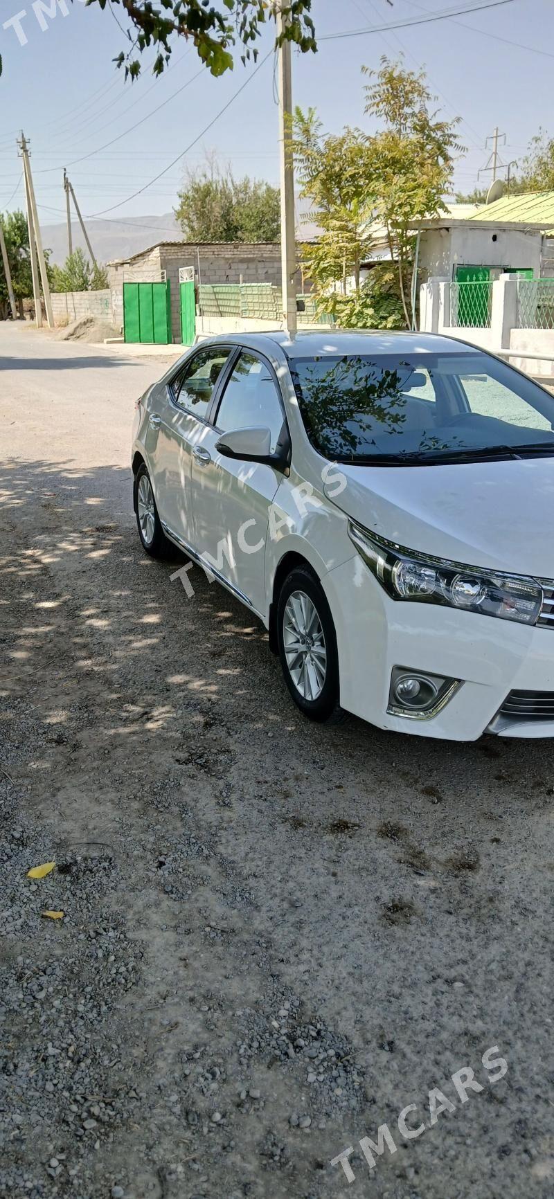 Toyota Corolla 2014 - 245 000 TMT - Бузмеин - img 4