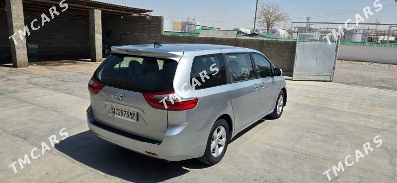 Toyota Sienna 2019 - 400 000 TMT - Серхетабат (Кушка) - img 5